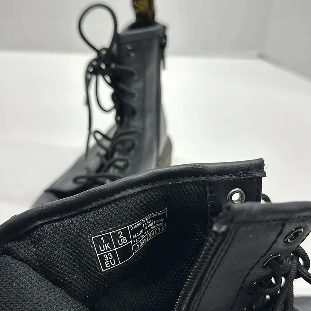 Doc Dr Martens Boots Docs Boot Combat Lace Up Leather 1460 Black Big Kids Size 2